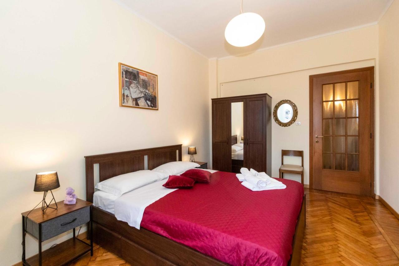 Tesoriera Comfy Apartment In Турин Экстерьер фото