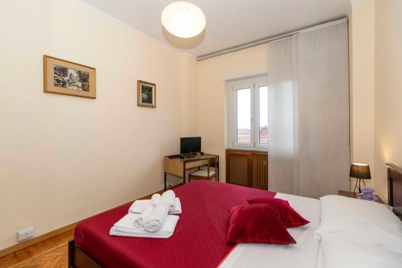 Tesoriera Comfy Apartment In Турин Экстерьер фото